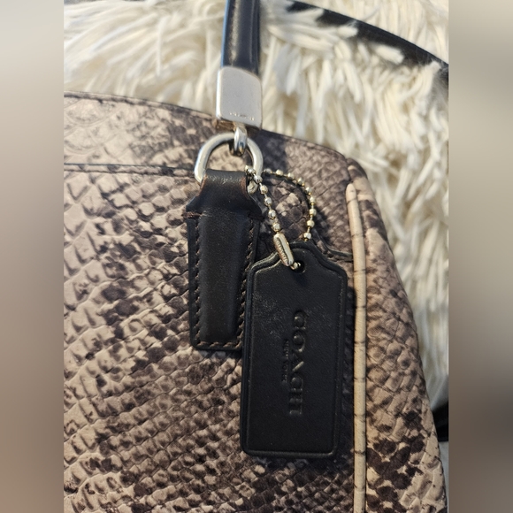 СОАСН (F35876). ВЕАUTIFUL ЕХОТІСPYTHON SNAKE MINETTA SATCHEL BAG!AUTHENTIC COACH - Picture 6 of 14